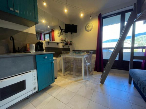 Studio familial au centre du village avec balcon et casier à ski - FR-1-624-163